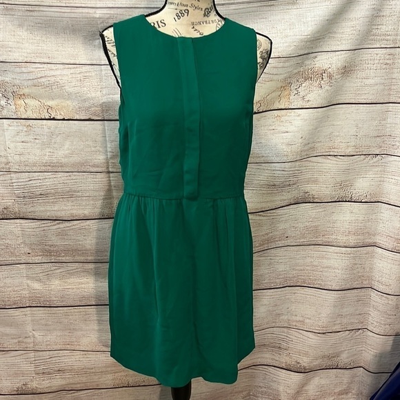 J Crew Dress Shift Half Placket Sleeveless Pockets Green Size 2 - Picture 2 of 12